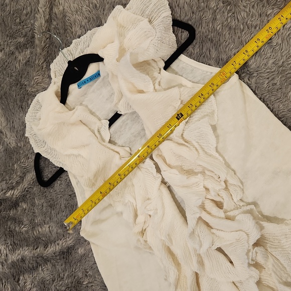 Alice + Olivia Cream Ruffled Women's Sweater Size S! - Picture 7 of 9